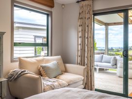 Woodside Vista - Waiheke Island Holiday Home -  - 1166247 - thumbnail photo 19