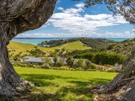 Woodside Vista - Waiheke Island Holiday Home -  - 1166247 - thumbnail photo 34