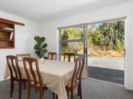 Waitorupai Retreat 1 - Sandy Bay Holiday Home -  - 1166514 - thumbnail photo 8