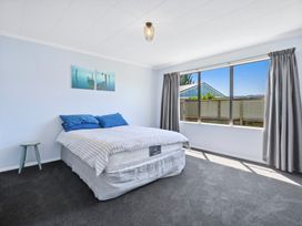 Coastal Comfort - Foxton Beach Holiday Home -  - 1166649 - thumbnail photo 13