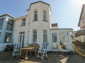 4 bedroom Cottage for rent in Rhosneigr