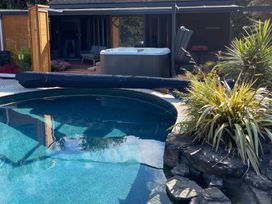 Kingfisher Studio - Tauranga Holiday Escape -  - 1166847 - thumbnail photo 4