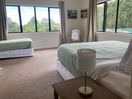 Avocado Orchard Escape Katikati -  - 1166896 - thumbnail photo 15