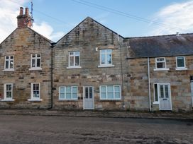 5 bedroom Cottage for rent in Pickering