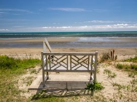 At The Beach - Pohara Holiday Home -  - 1166988 - thumbnail photo 20