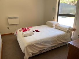 Southland Sanctuary - Te Anau Holiday Home -  - 1167071 - thumbnail photo 10