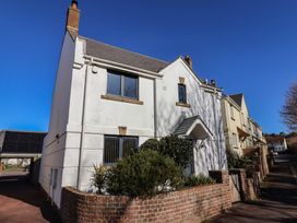 3 bedroom Cottage for rent in Bridport