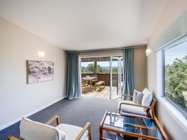 Sea Deck Haven - Hastings Holiday Home -  - 1167427 - thumbnail photo 25