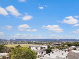 Layard Apartments 421 – West Auckland Apartment -  - 1167488 - thumbnail photo 7