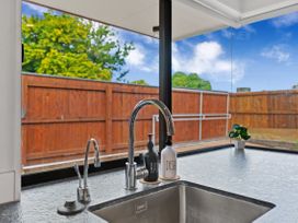 Cosy in Victoria - Rotorua Holiday Home -  - 1167490 - thumbnail photo 9