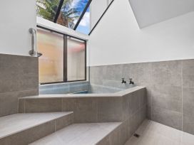 Cosy in Victoria - Rotorua Holiday Home -  - 1167490 - thumbnail photo 16