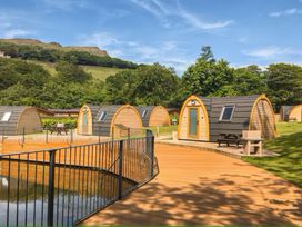 1 bedroom Cottage for rent in Saddleworth
