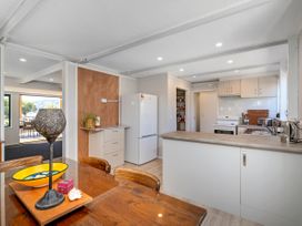 Spacious Family Getaway - Whangamata Holiday Home -  - 1167580 - thumbnail photo 15