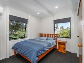 Spacious Family Getaway - Whangamata Holiday Home -  - 1167580 - thumbnail photo 22