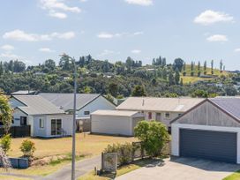 Spacious Family Getaway - Whangamata Holiday Home -  - 1167580 - thumbnail photo 44