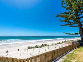 Sun, Sand, Serenity - Waihi Beach Holiday Home -  - 1167772 - thumbnail photo 33