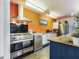 The Lodge - Picton Holiday Home -  - 1167837 - thumbnail photo 10