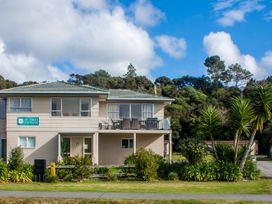 Te Tiriti Beach House - Paihia Holiday Home -  - 1168026 - thumbnail photo 3