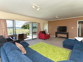 Te Tiriti Beach House - Paihia Holiday Home -  - 1168026 - thumbnail photo 4