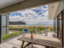 Jack and Enid’s Whangamata Beach House -  - 1168068 - thumbnail photo 15