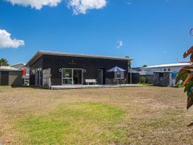 Sun Catcher - Mangawhai Heads Bach -  - 1168074 - thumbnail photo 1