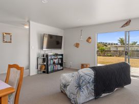 Sun Catcher - Mangawhai Heads Bach -  - 1168074 - thumbnail photo 3