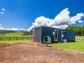 Cozy Cabin with a View - Ohakune Holiday Home -  - 1168129 - thumbnail photo 19