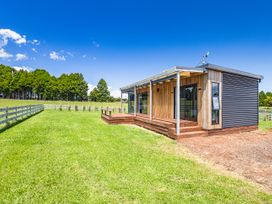 Cozy Cabin with a View - Ohakune Holiday Home -  - 1168129 - thumbnail photo 23