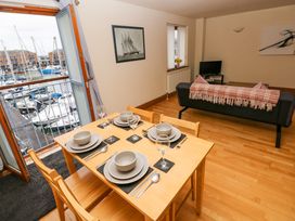 2 bedroom Cottage for rent in Milford Haven