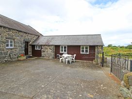 2 bedroom Cottage for rent in Harlech