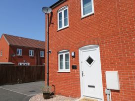2 bedroom Cottage for rent in Llanelli