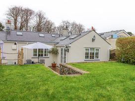 3 bedroom Cottage for rent in Beaumaris
