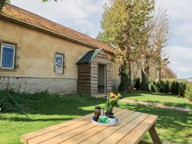 1 bedroom Cottage for rent in Cheltenham