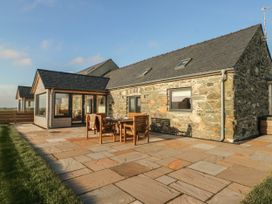 2 bedroom Cottage for rent in Holyhead
