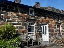 2 bedroom Cottage for rent in Beddgelert