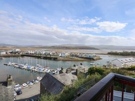 2 bedroom Cottage for rent in Porthmadog
