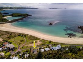 Blue Waters Retreat - Kerikeri Beachfront Home -  - 1169328 - thumbnail photo 4