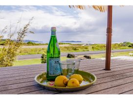 Blue Waters Retreat - Kerikeri Beachfront Home -  - 1169328 - thumbnail photo 6