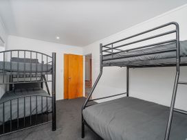 Seascape Beachfront A - Whangamata Holiday Unit -  - 1169459 - thumbnail photo 27