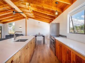 Seascape Beachfront A - Whangamata Holiday Unit -  - 1169459 - thumbnail photo 12