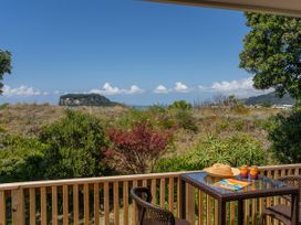 Seascape Beachfront A - Whangamata Holiday Unit -  - 1169459 - thumbnail photo 2