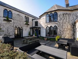 5 bedroom Cottage for rent in Okehampton
