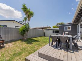 Stones Throw from the Beach - Pauanui Holiday Home -  - 1169867 - thumbnail photo 24