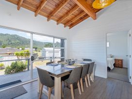 Stones Throw from the Beach - Pauanui Holiday Home -  - 1169867 - thumbnail photo 11