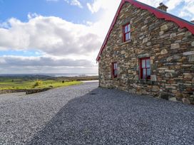 4 bedroom Cottage for rent in Clonbur