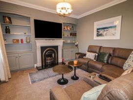 3 bedroom Cottage for rent in Derrybeg
