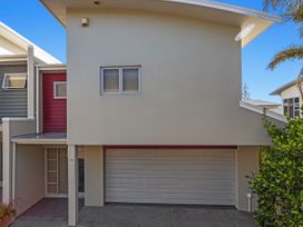 Sunny Daze - Ohope Beach Holiday Home -  - 1170957 - thumbnail photo 18
