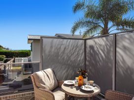 Sunny Daze - Ohope Beach Holiday Home -  - 1170957 - thumbnail photo 1