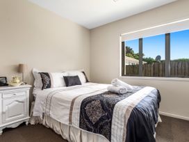 Sunny Daze - Ohope Beach Holiday Home -  - 1170957 - thumbnail photo 12