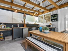 Heritage Charm - New Plymouth Holiday Home -  - 1171118 - thumbnail photo 9
